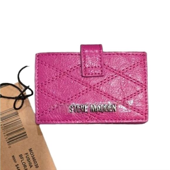 Steve Madden BFlora CC Wallet- Fushia - Picture 2 of 5